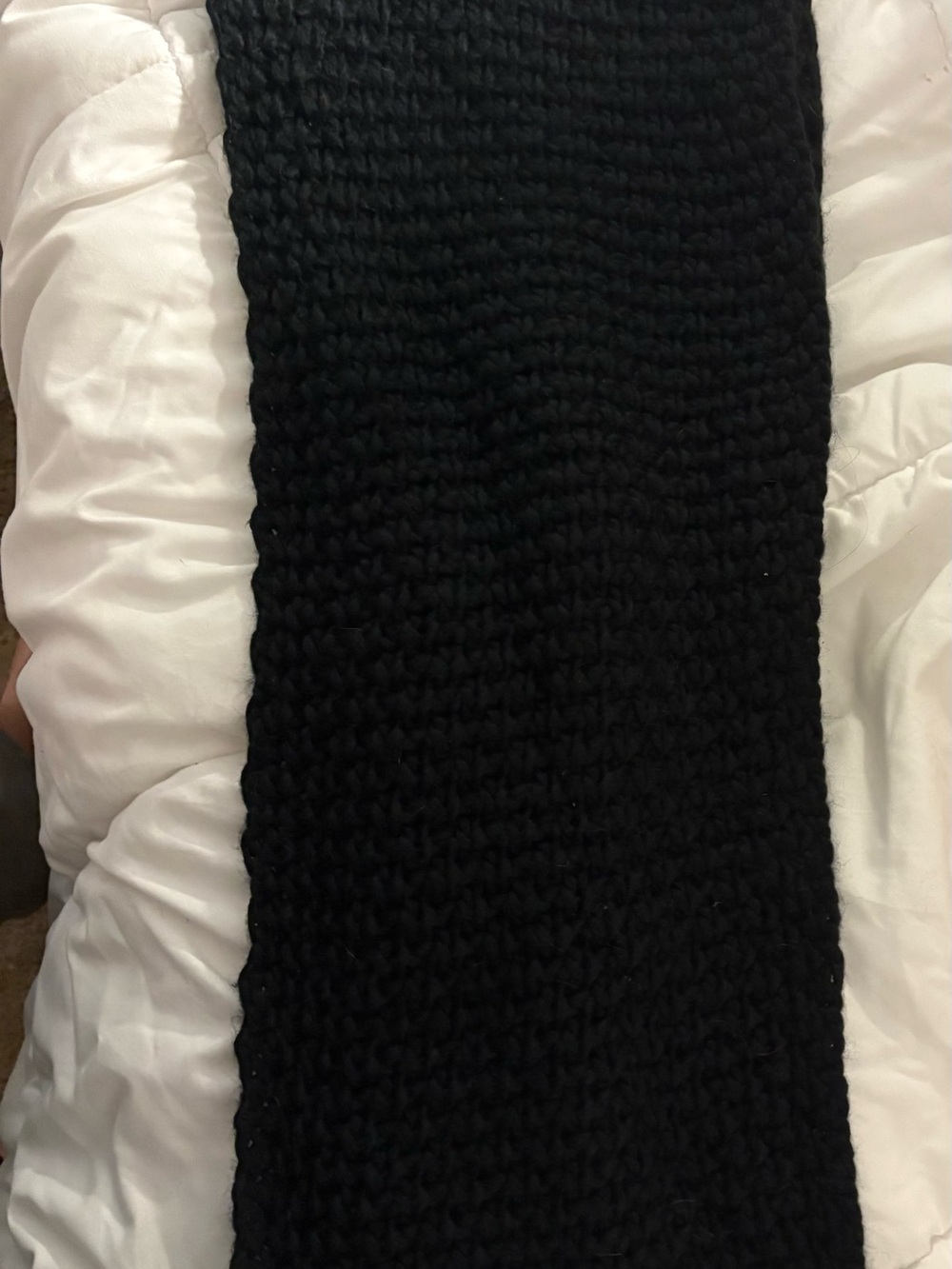 Old Navy Black Chunky Knit Scarf